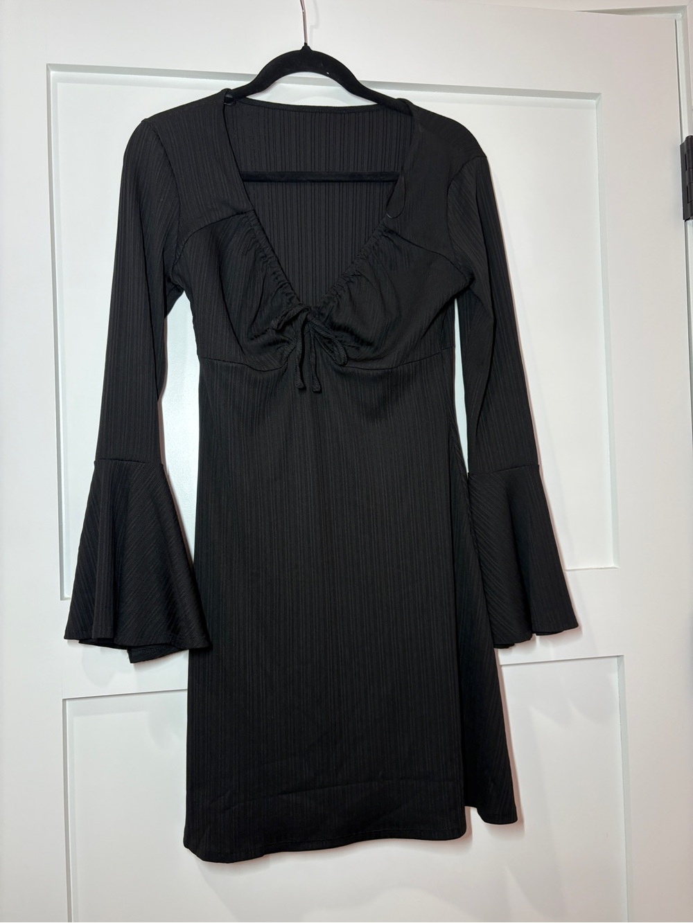 Topshop Black Long-Sleeve Tie-Front Bell Sleeve Dress
